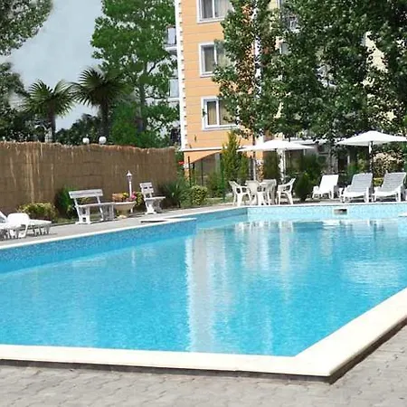 Апартаменты Pirvate Studio In Vanila Garden Apartcomplex Солнечный берег